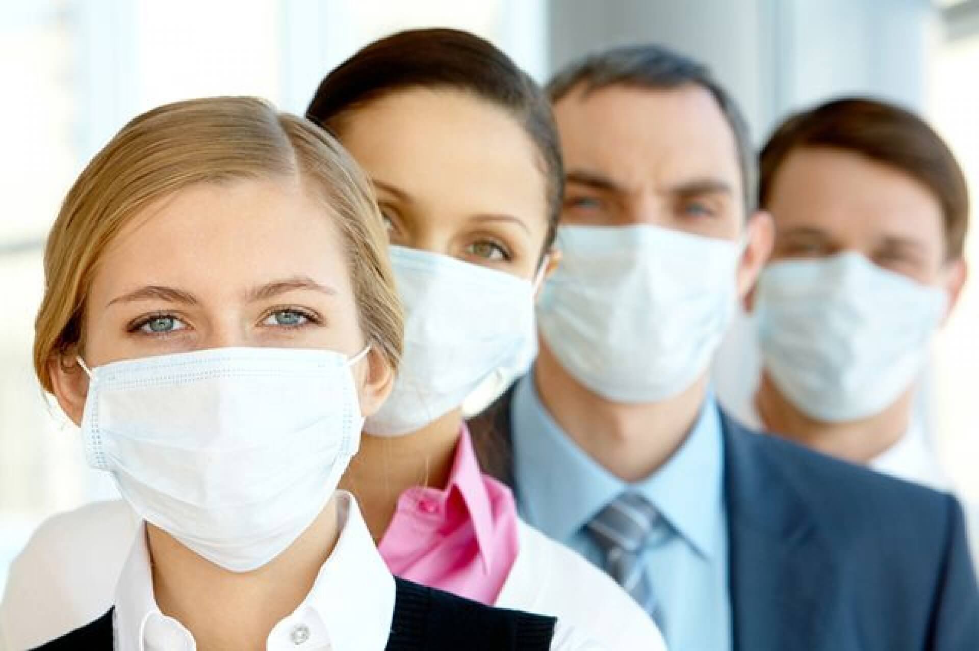 Спасает ли медицинская маска от вирусов?