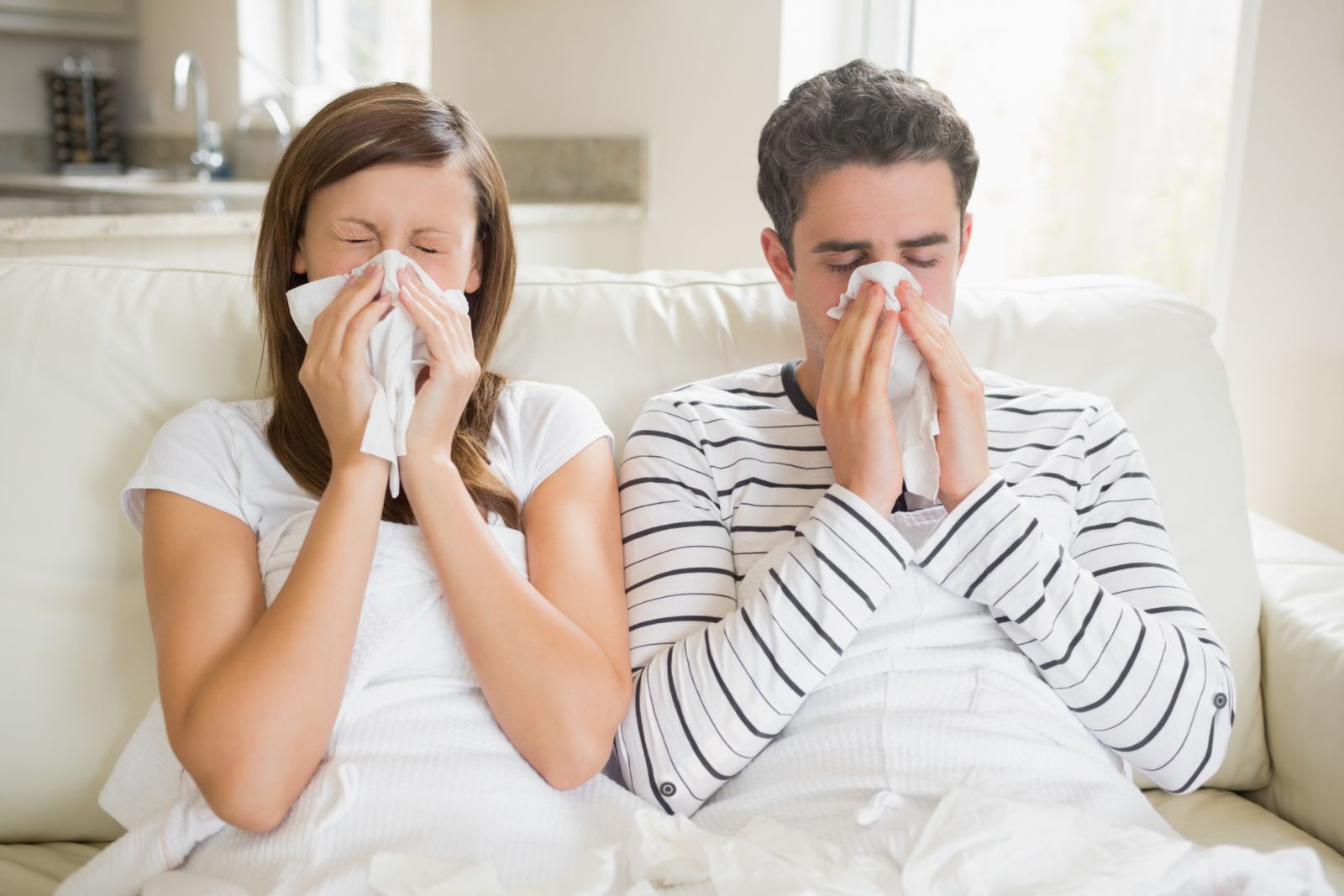Мази для носа в профилактике простуды и гриппа: минусы и плюсы