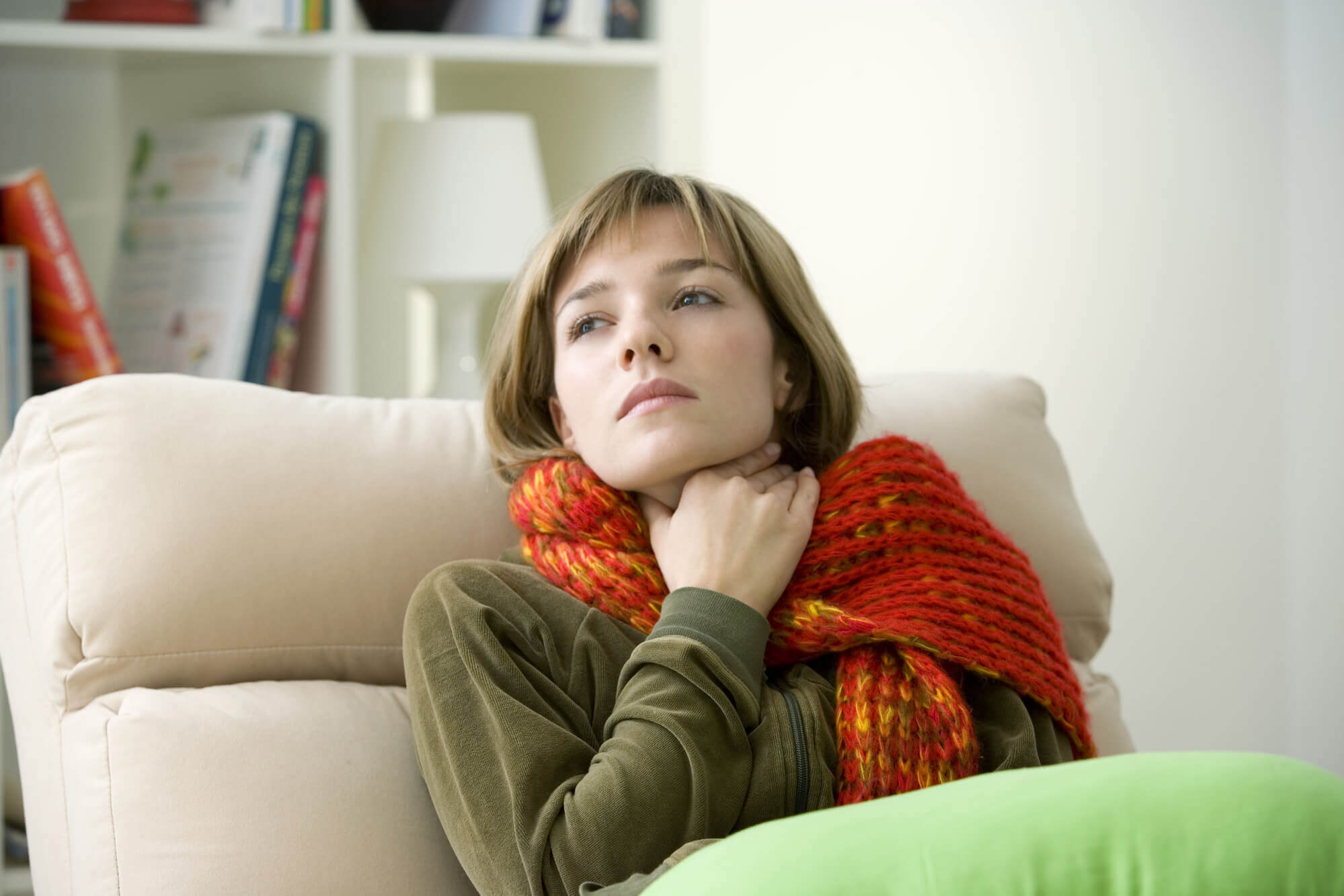 12 домашних средств против боли в горле с натуральным составом