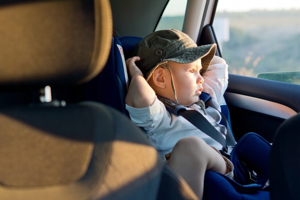 Как сохранить здоровье ребенка в машине с кондиционером? Полезные советы