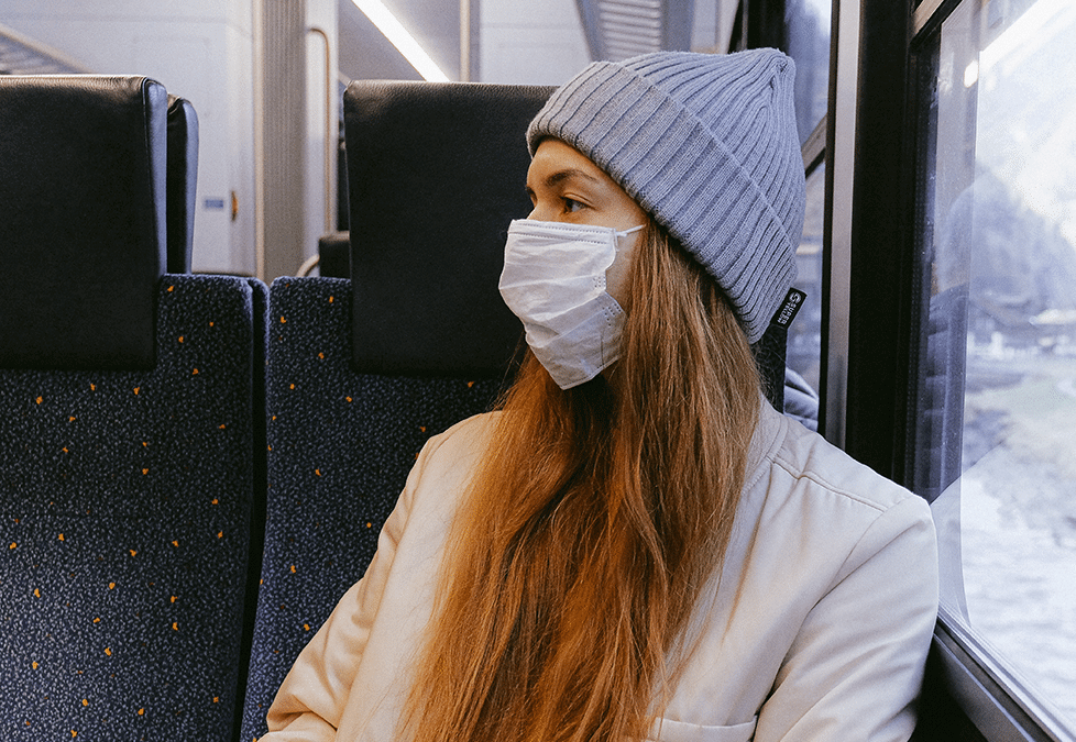 Как не заразиться в общественном транспорте: защищаем себя от простуды и коронавируса